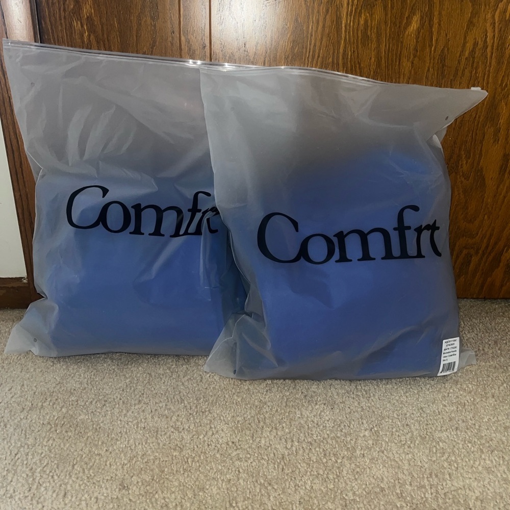 Comfrt Matching Set - Picture 3 of 3